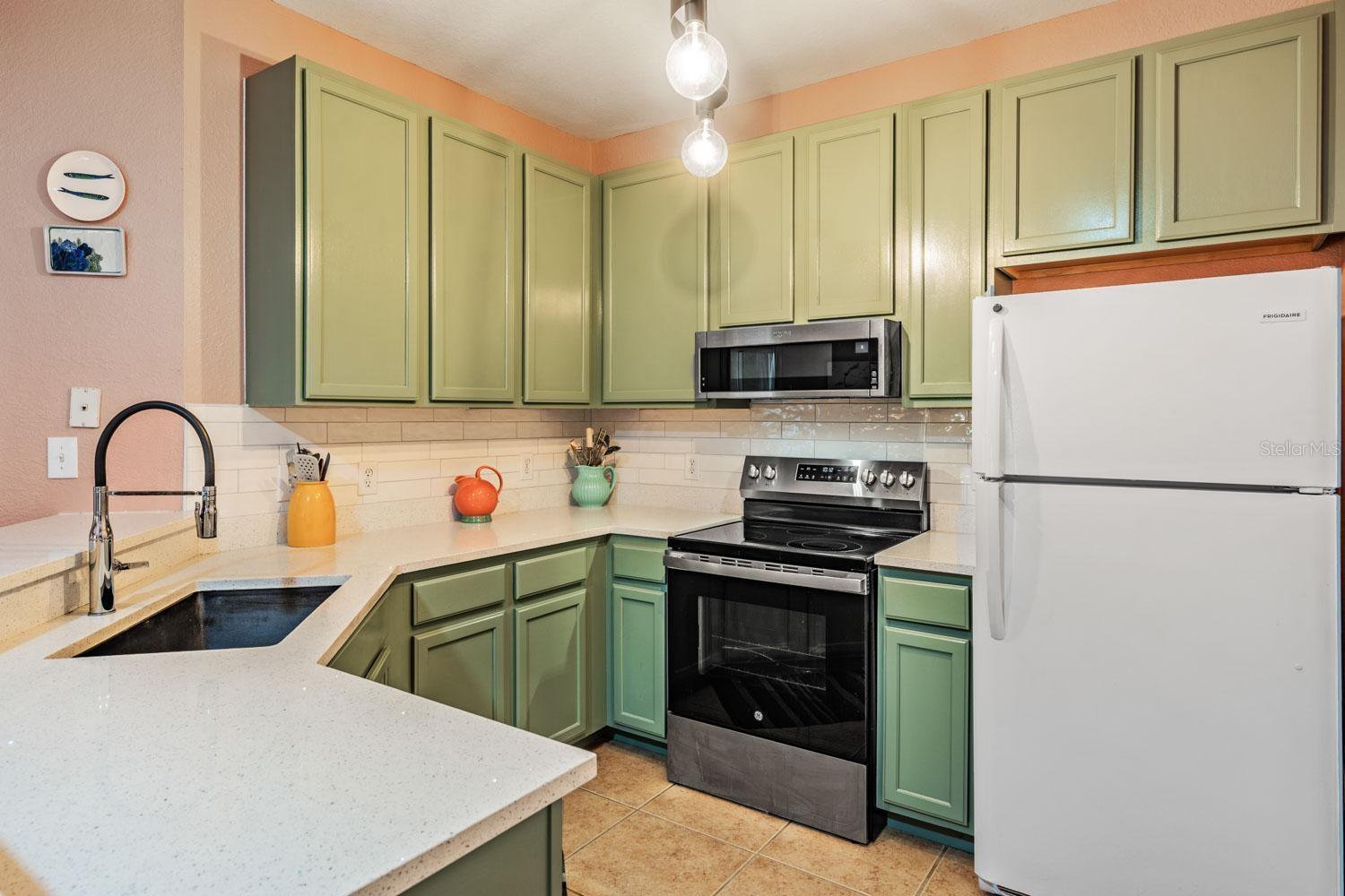 COURTNEY PALMS CONDO - Residential