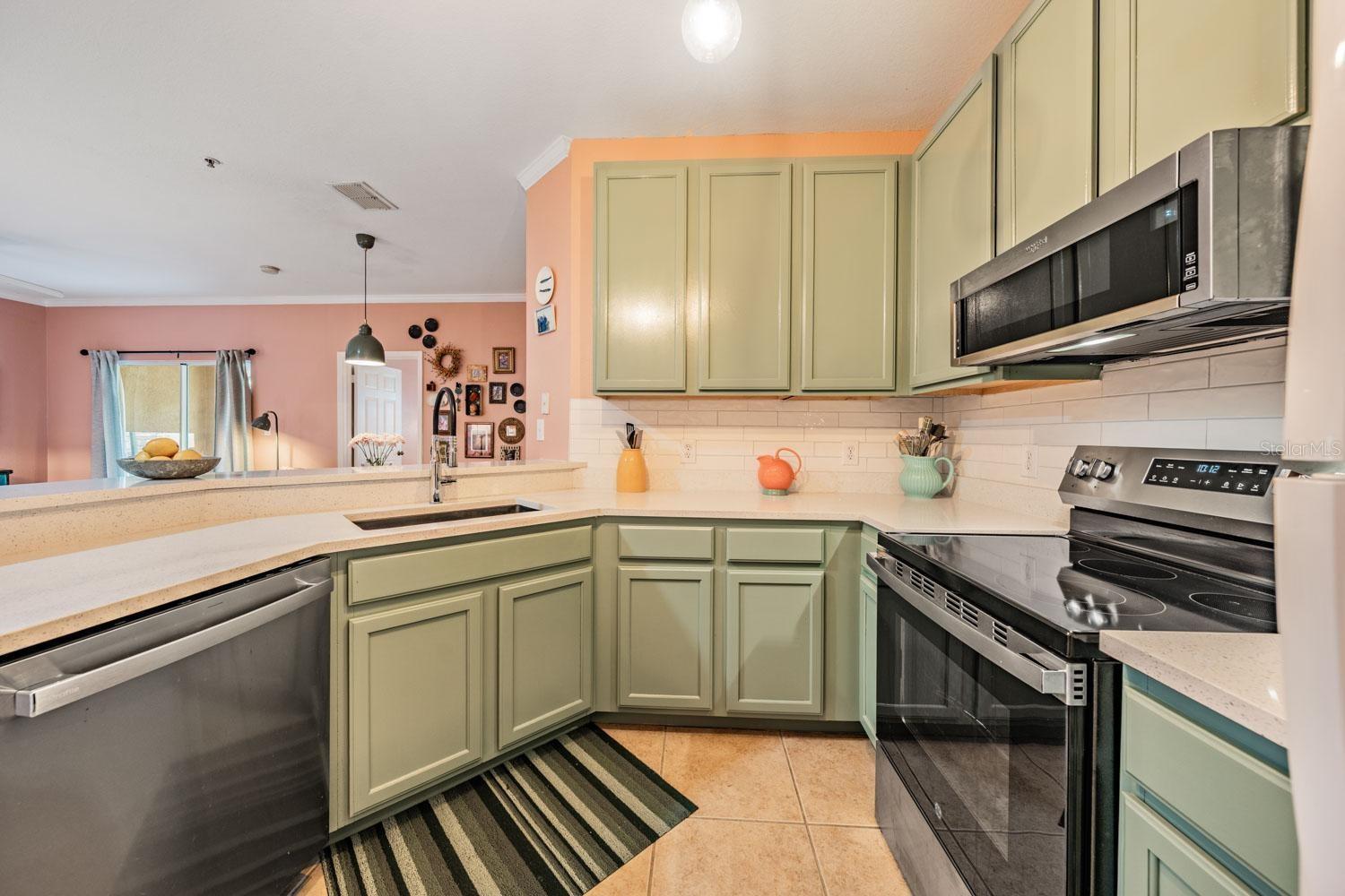 COURTNEY PALMS CONDO - Residential