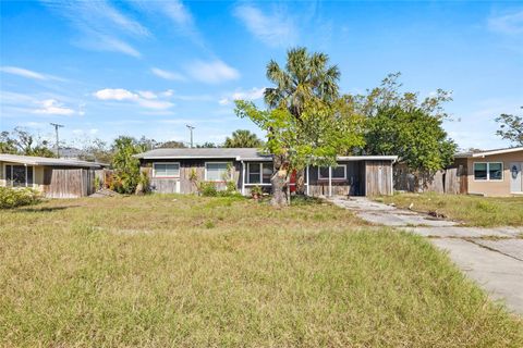 A home in TAMPA