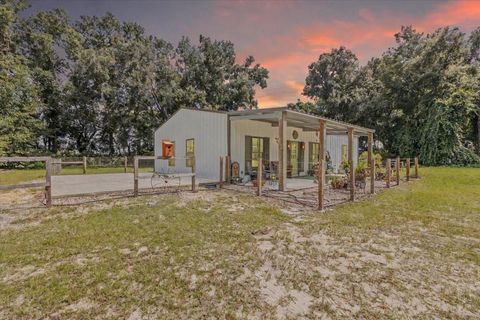 Tiny photo for 631 NW 172nd Lane, Trenton, FL 32693 (MLS # GC532597)