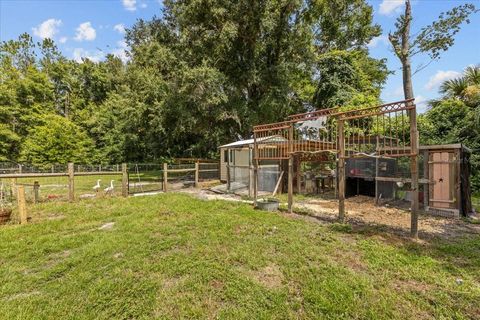 Tiny photo for 631 NW 172nd Lane, Trenton, FL 32693 (MLS # GC532597)