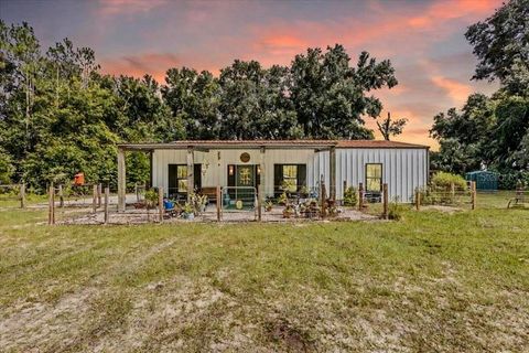 Tiny photo for 631 NW 172nd Lane, Trenton, FL 32693 (MLS # GC532597)