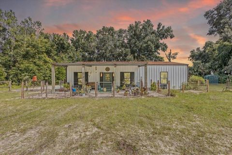 Tiny photo for 631 NW 172nd Lane, Trenton, FL 32693 (MLS # GC532597)