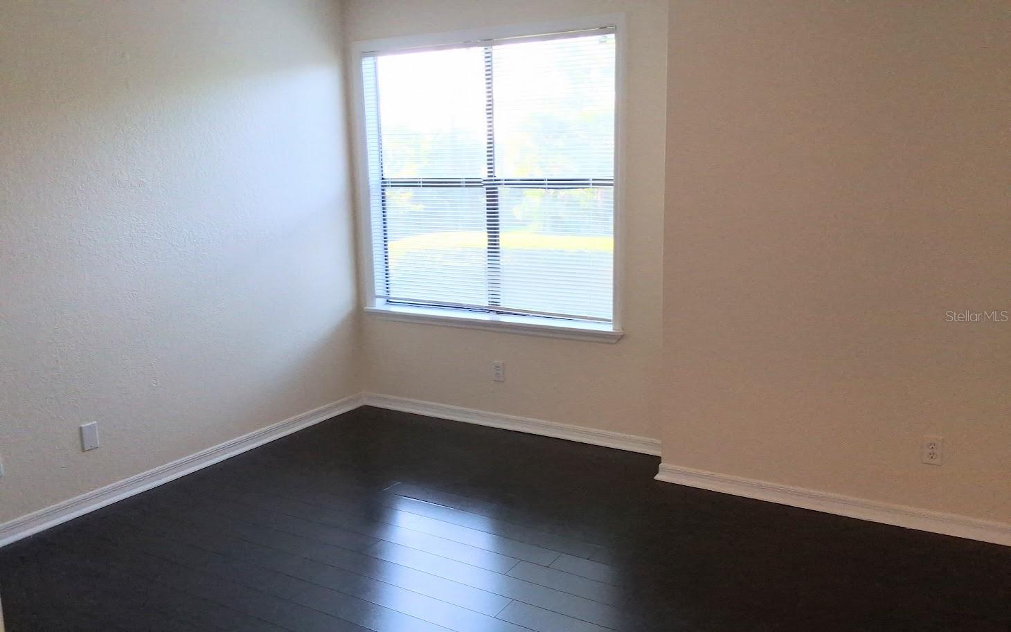 PARKVIEW VILLAGE - Residential Lease