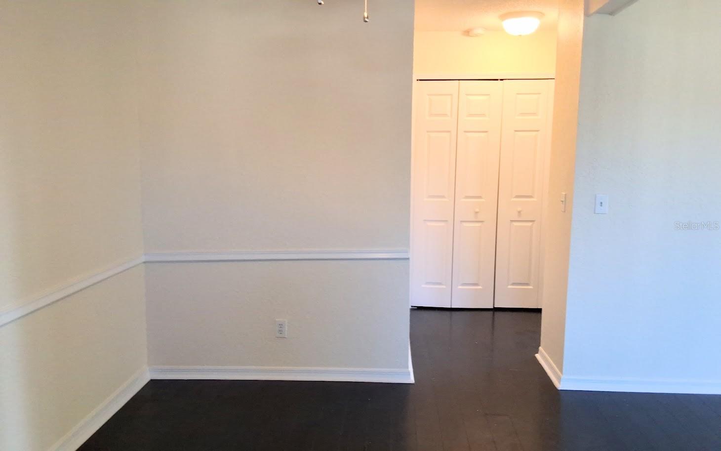 PARKVIEW VILLAGE - Residential Lease