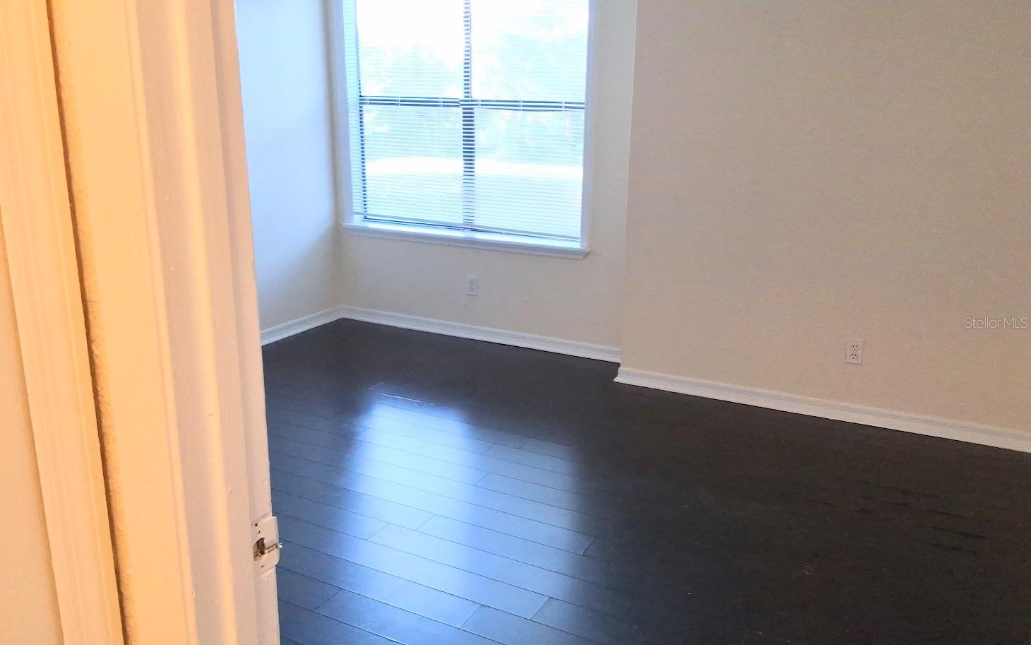 PARKVIEW VILLAGE - Residential Lease