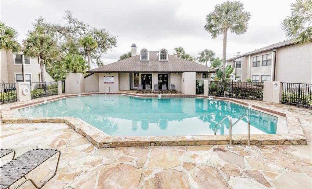 PARKVIEW VILLAGE - Residential Lease