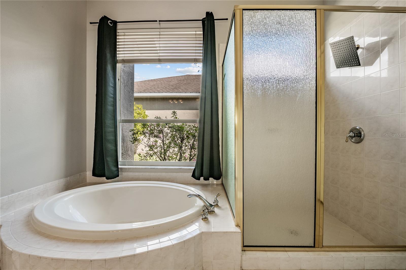 FOX WOOD PH 01 - Residential