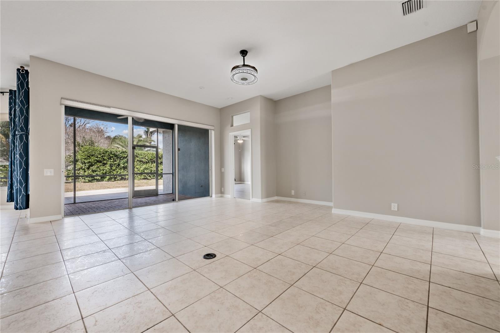 FOX WOOD PH 01 - Residential