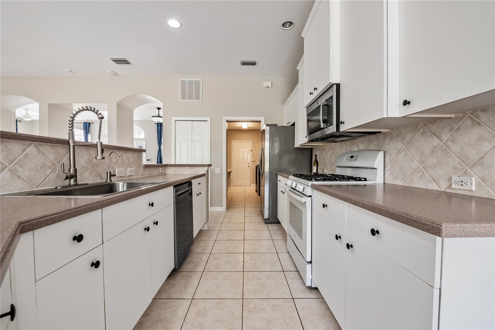 FOX WOOD PH 01 - Residential