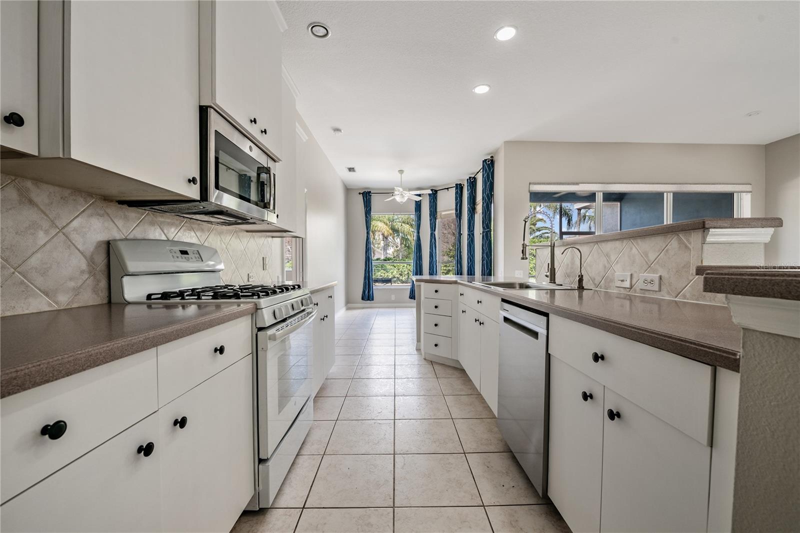 FOX WOOD PH 01 - Residential