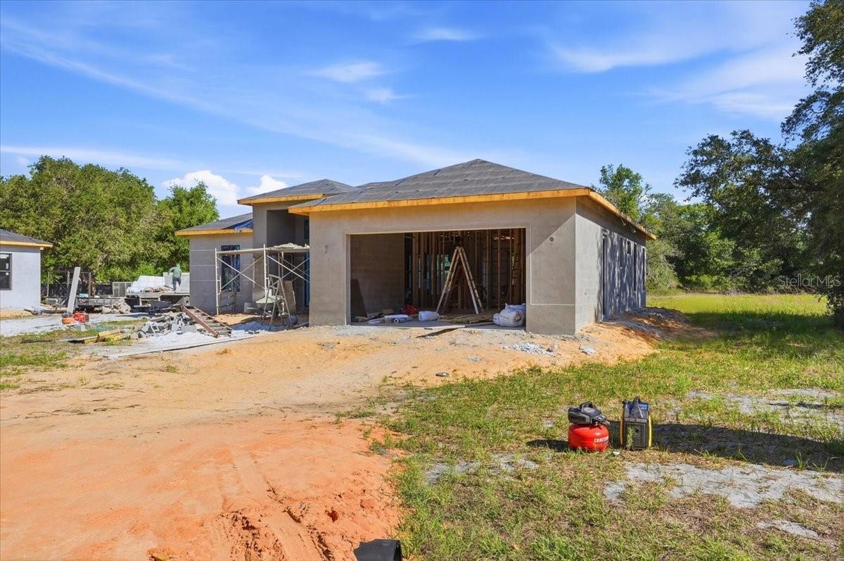 RED HILL FARMS - Residential