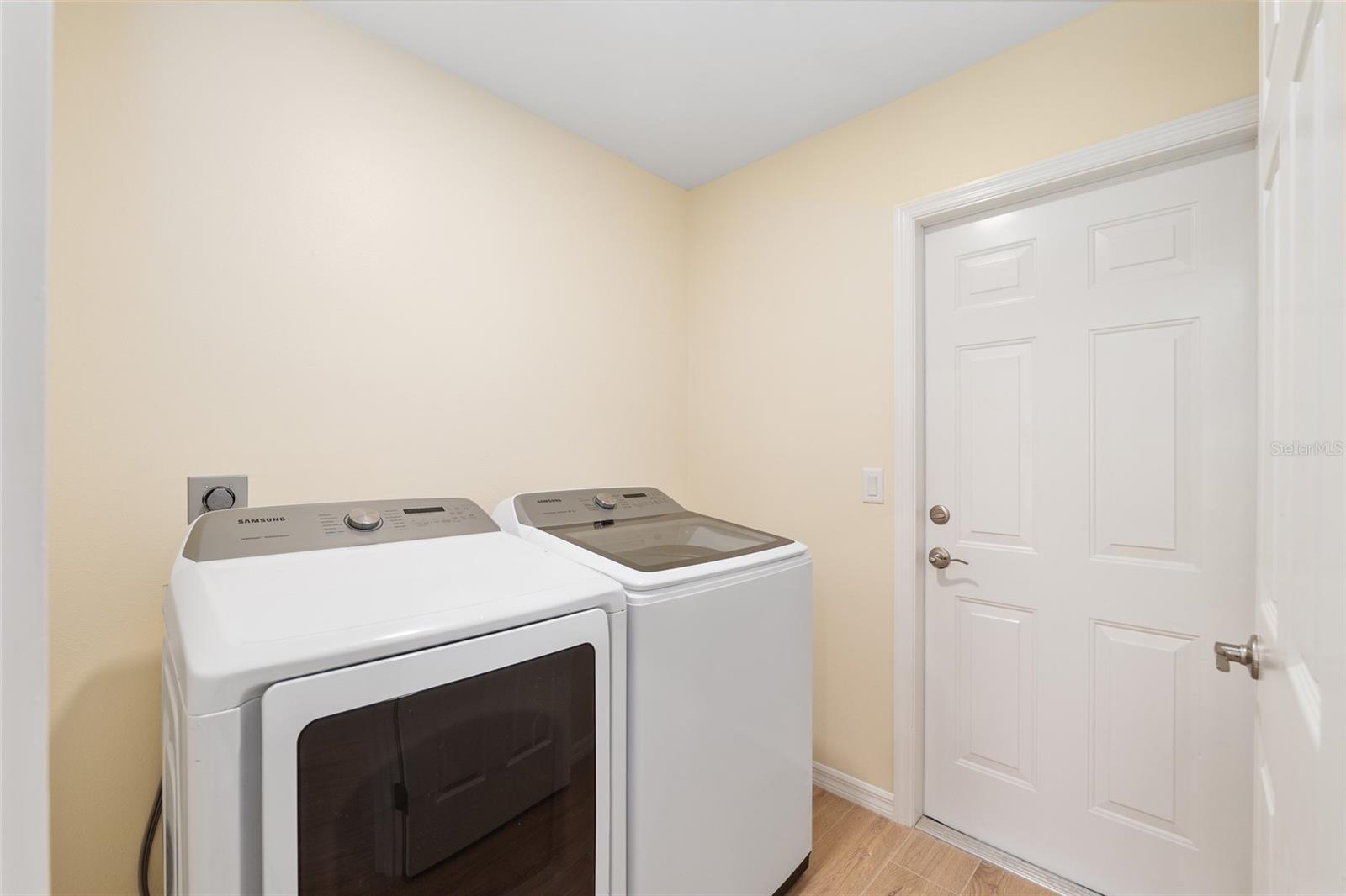 KINGSLAND COUNTRY ESTATES - Residential