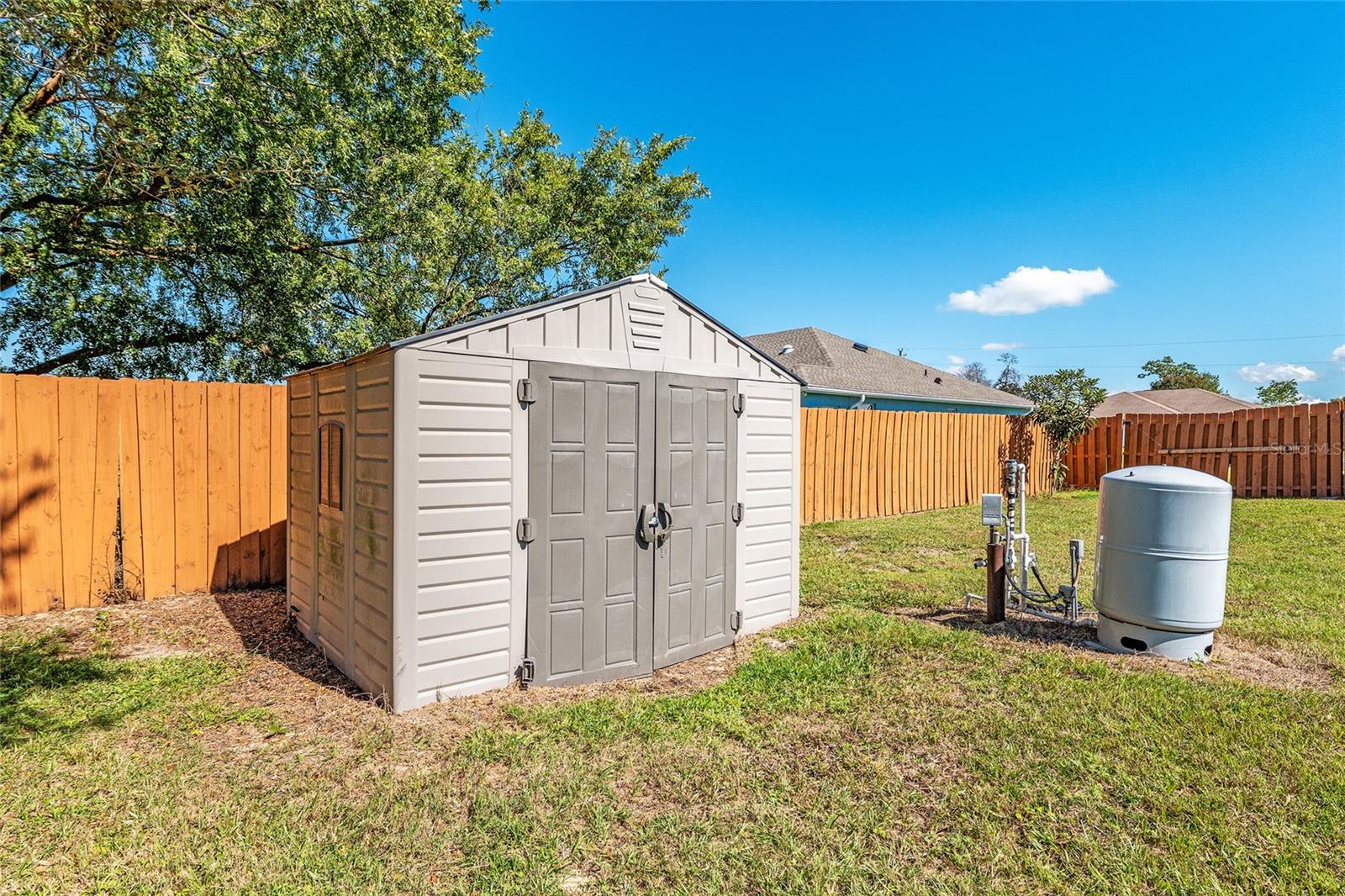 KINGSLAND COUNTRY ESTATES - Residential