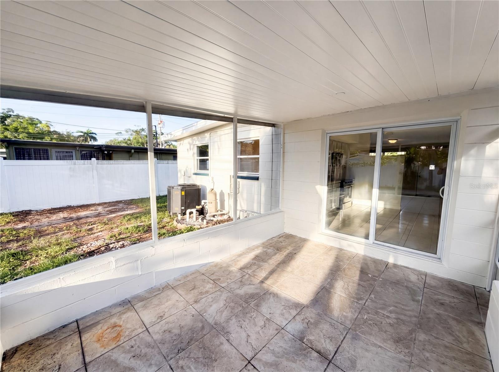 CHESTER VILLA - Residential