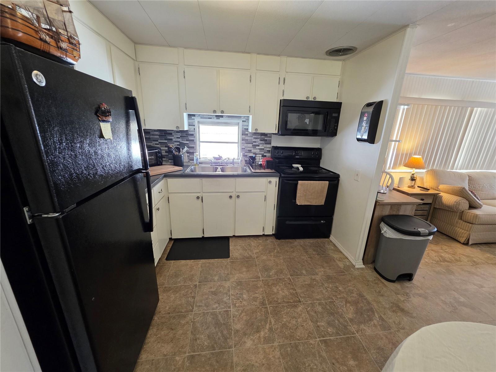 FAIR LANE ACRES - Residential