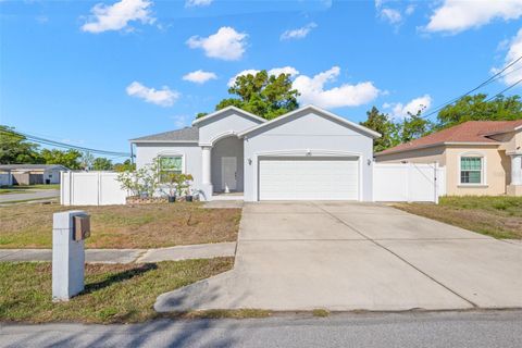 Photo of 7200 62nd Way N, Pinellas Park, FL 33781 (MLS # TB8495300)
