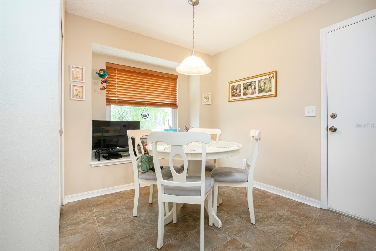 SOUTHAMPTON I CONDO - Residential