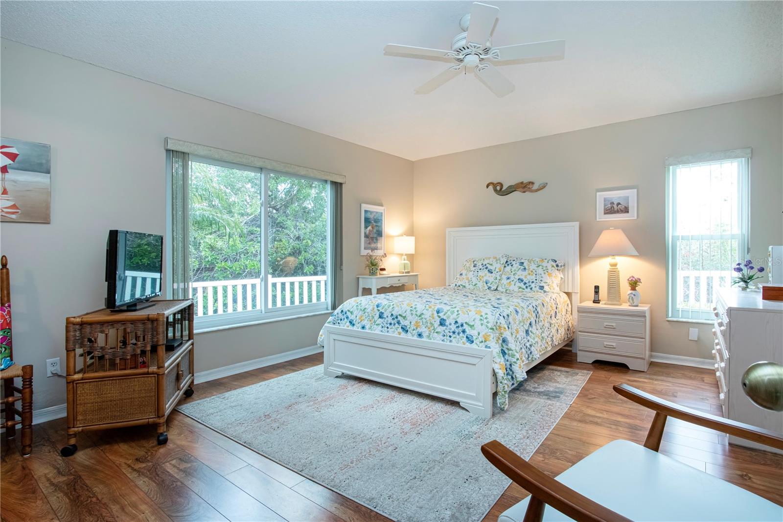 SOUTHAMPTON I CONDO - Residential