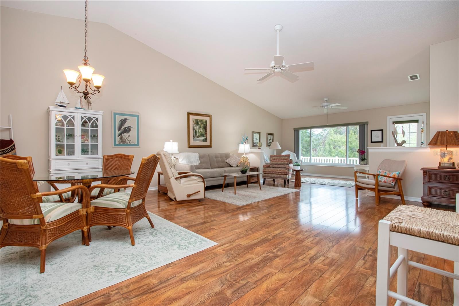 SOUTHAMPTON I CONDO - Residential