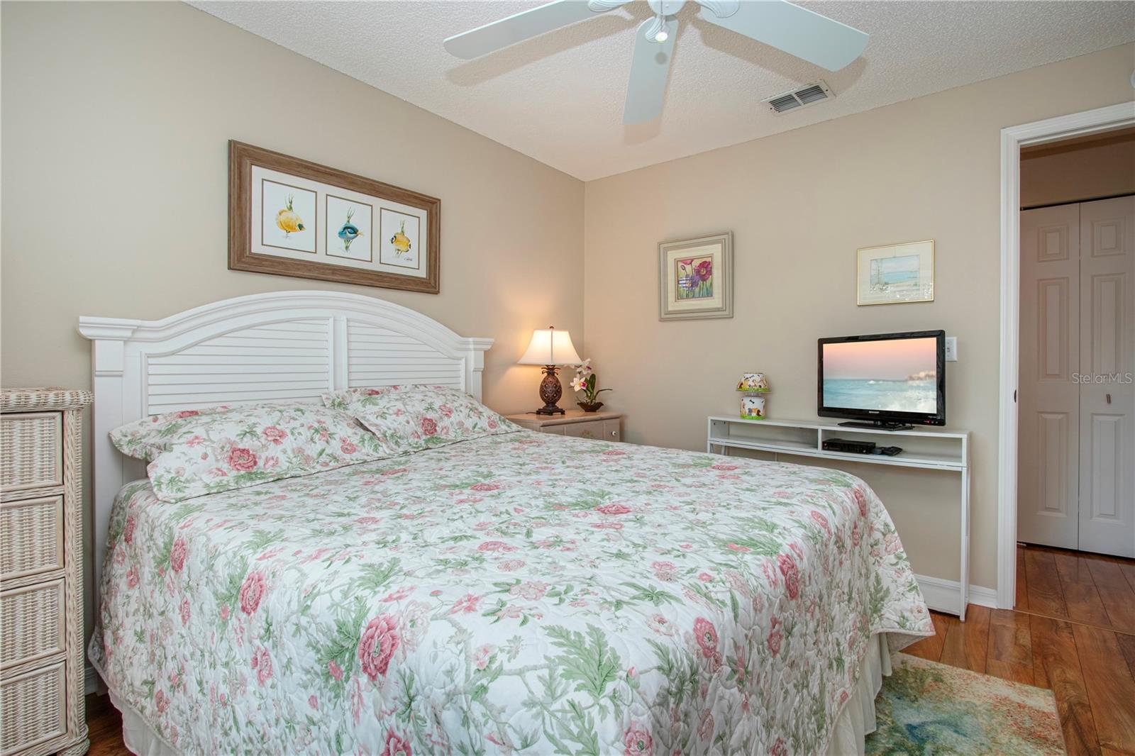 SOUTHAMPTON I CONDO - Residential