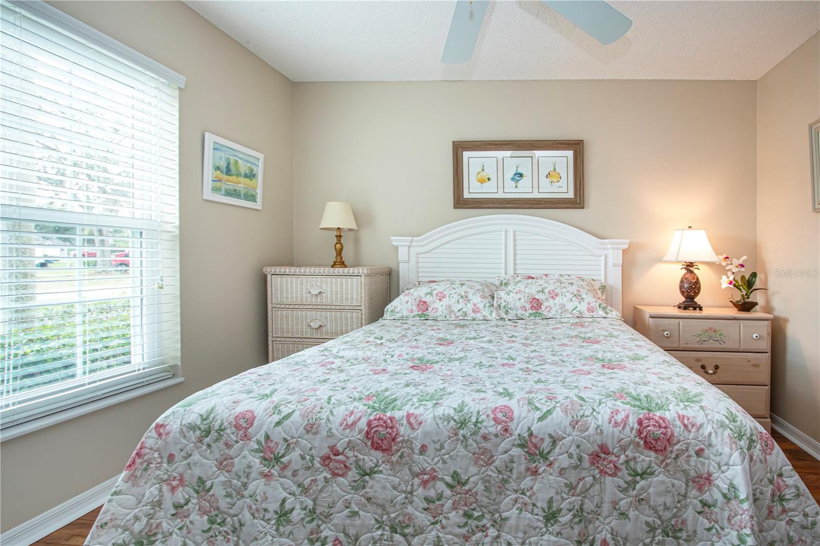 SOUTHAMPTON I CONDO - Residential