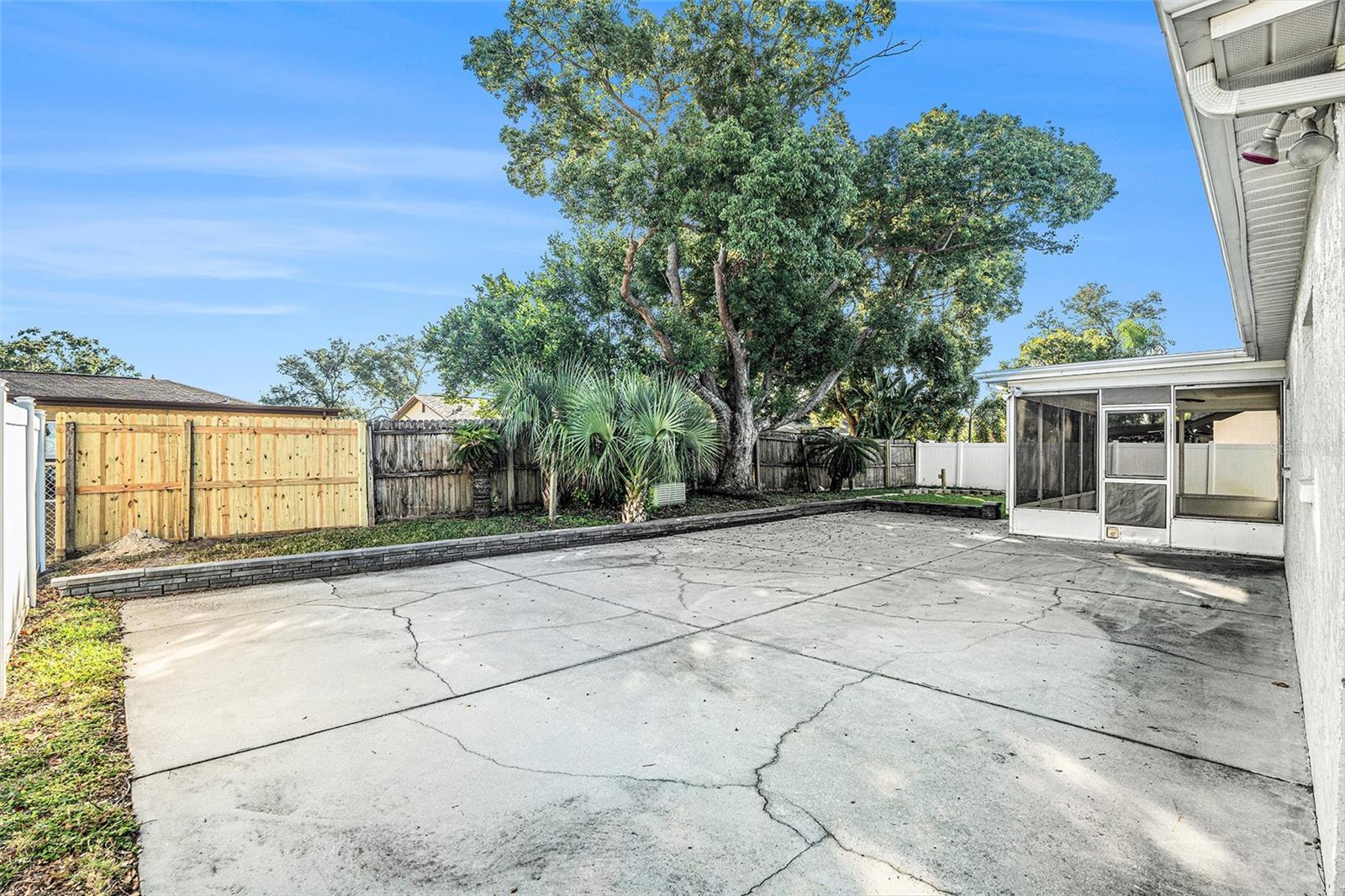 DRIFTWOOD VILLAGE - Residential