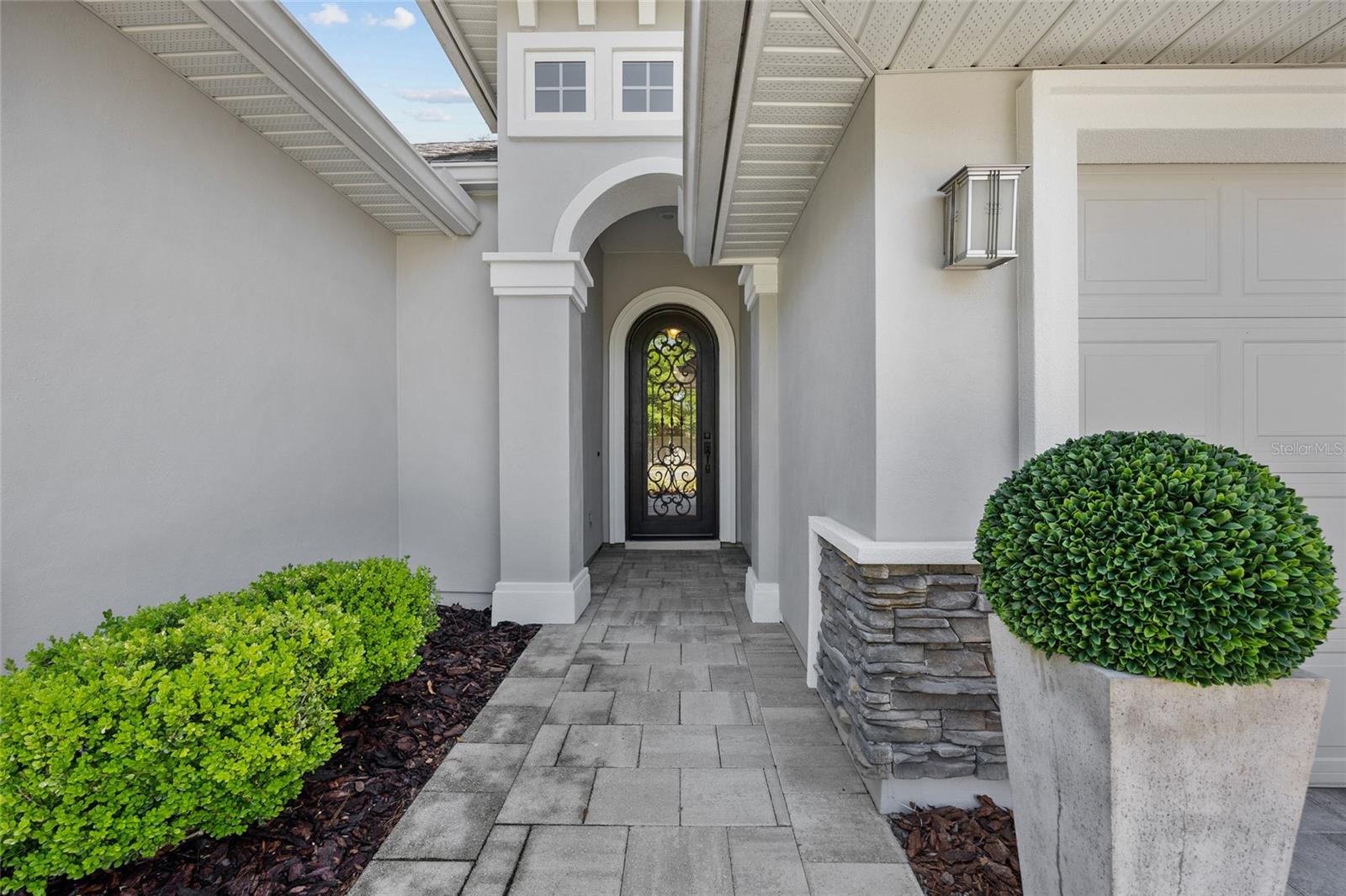555 NW 134TH WAY