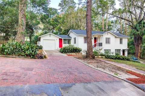Photo of 920 NW 20th Street, Gainesville, FL 32603 (MLS # GC537023)