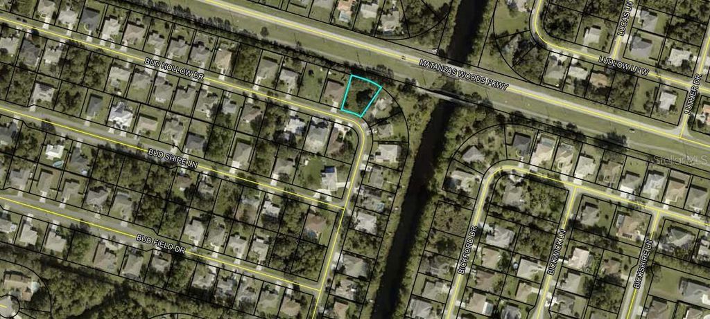 Photo of 90 Bud Hollow Drive, Palm Coast, FL 32137 (MLS # FC312434)