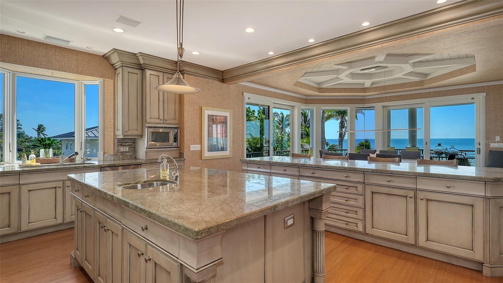 SLEEPY LAGOON - Residential