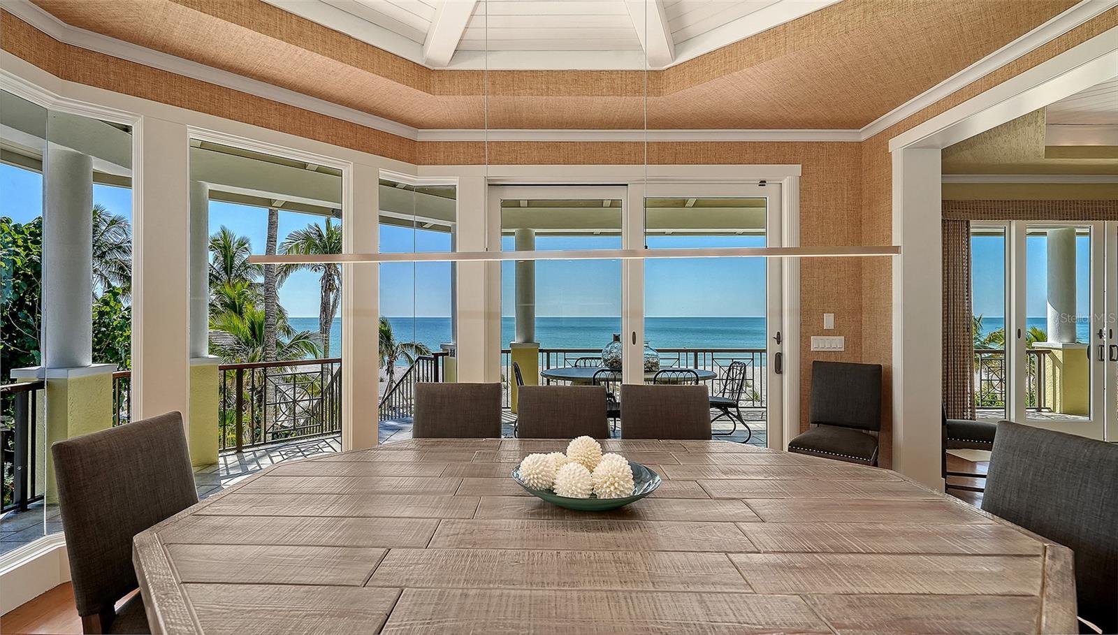 SLEEPY LAGOON - Residential