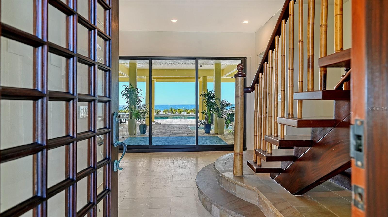 SLEEPY LAGOON - Residential