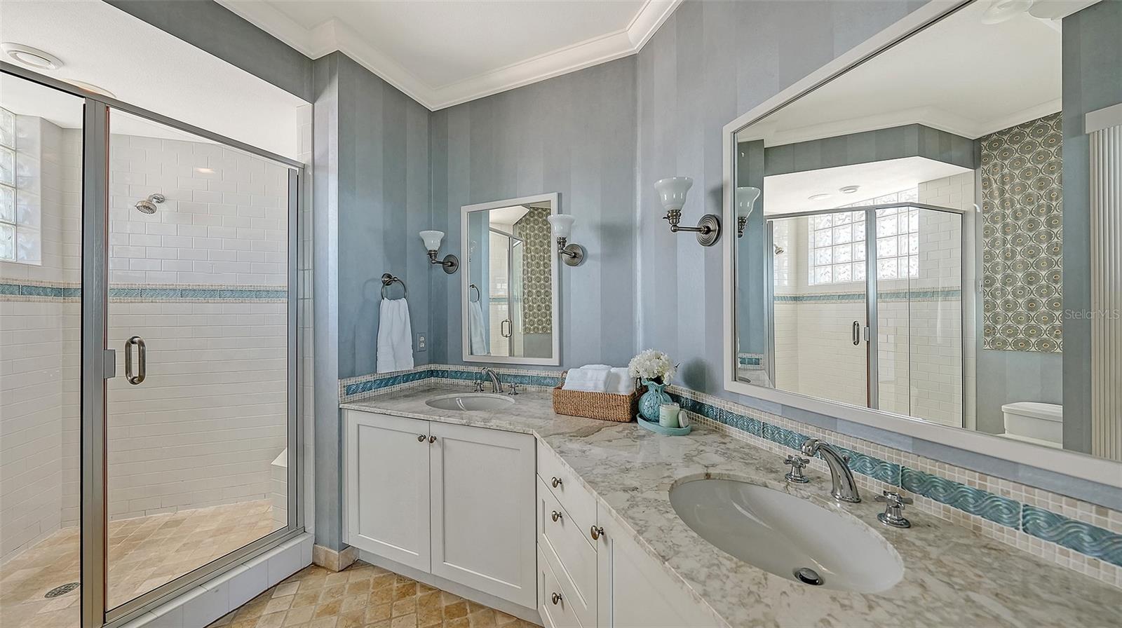 SLEEPY LAGOON - Residential