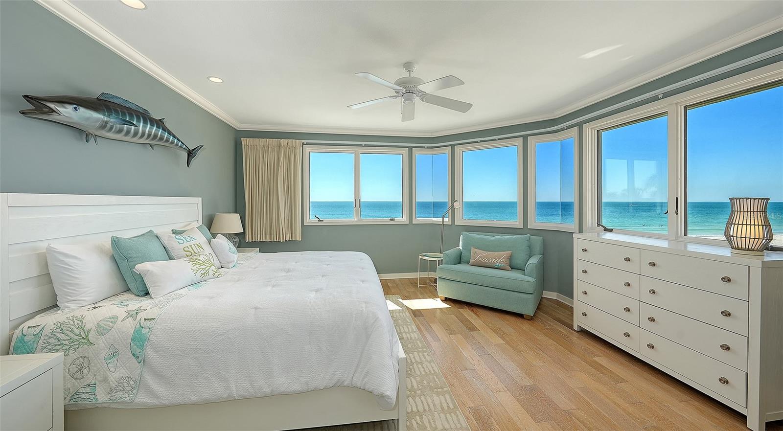 SLEEPY LAGOON - Residential