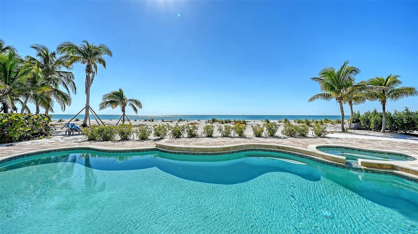 SLEEPY LAGOON - Residential