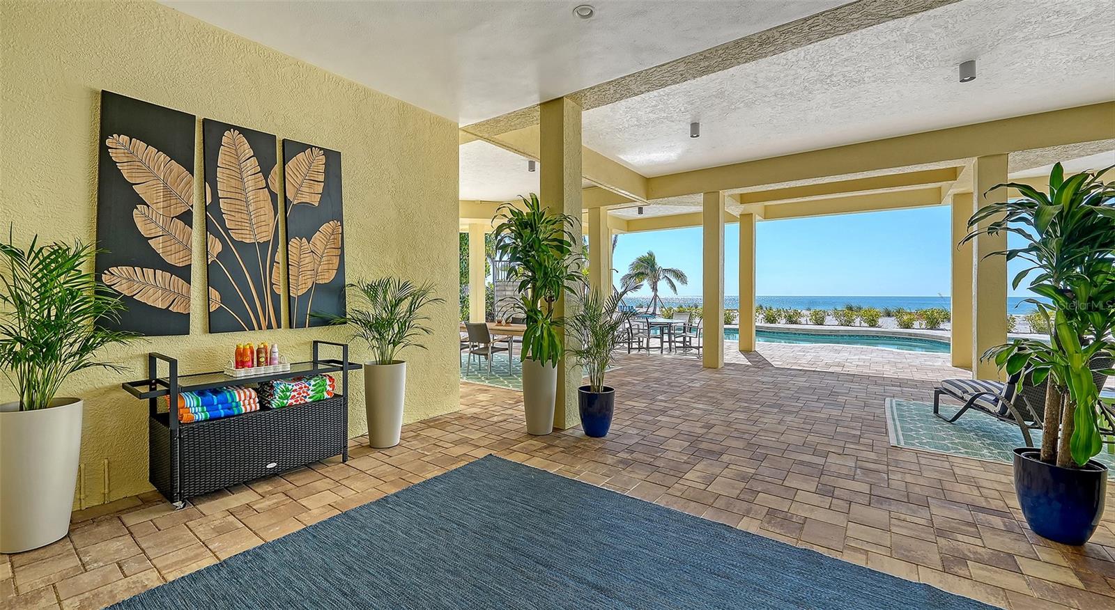 SLEEPY LAGOON - Residential