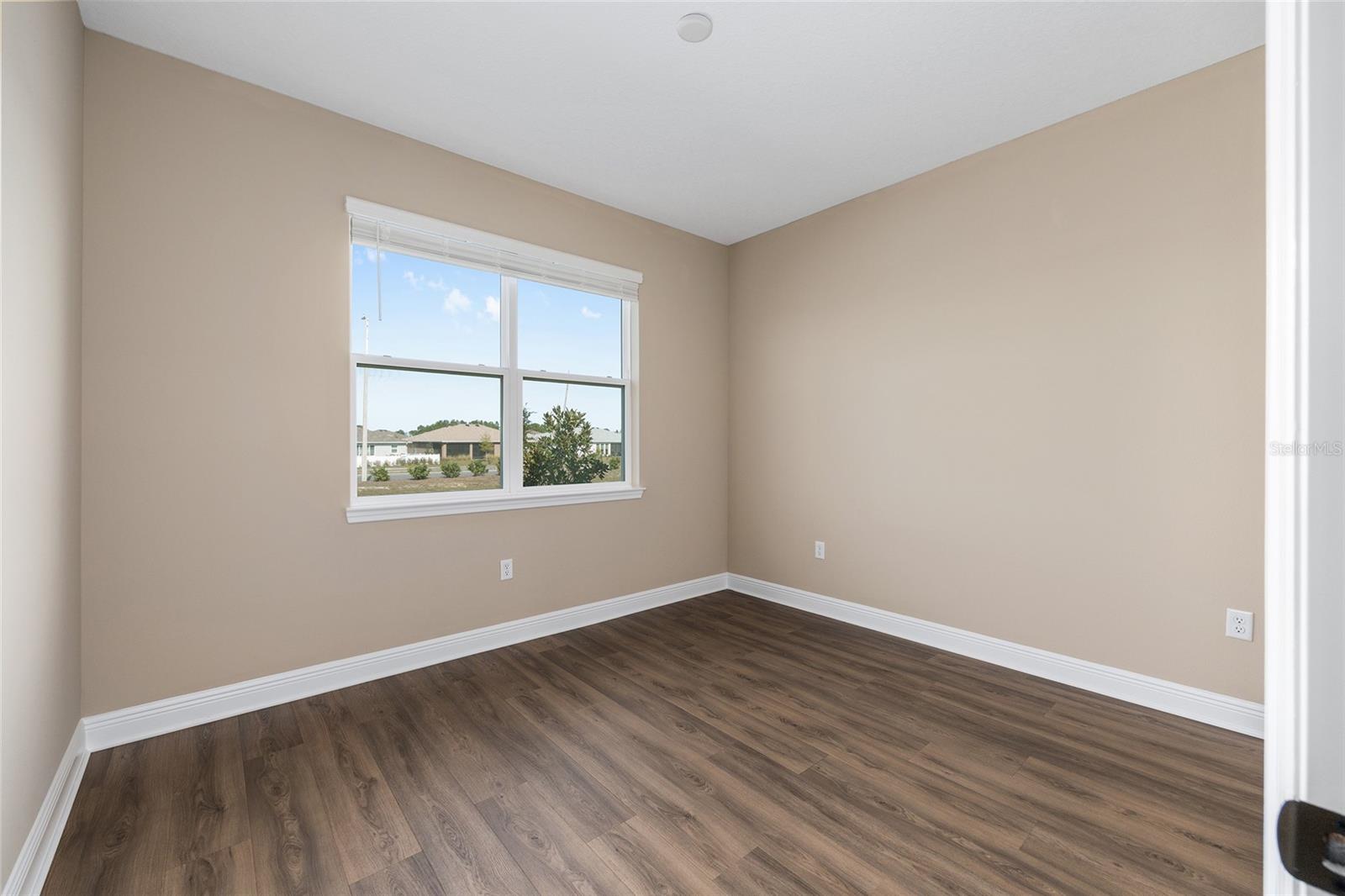 ON TOP OF THE WORLD - Residential