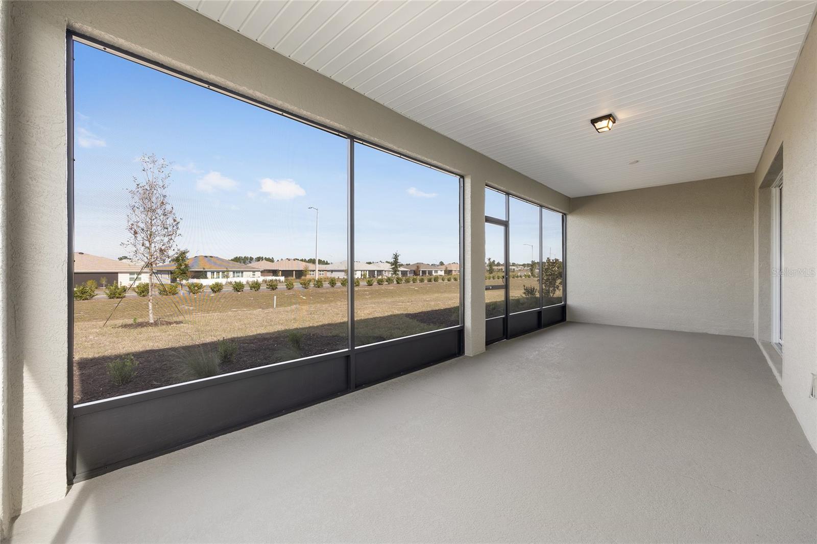 ON TOP OF THE WORLD - Residential