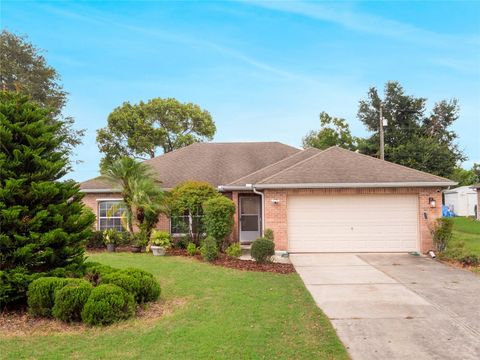 A home in DELTONA