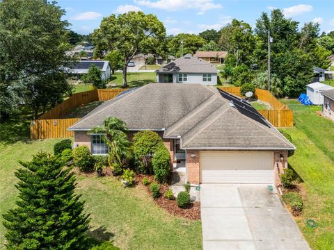 A home in DELTONA