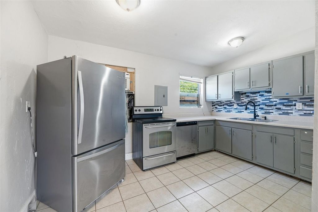 Photo of 3947 Pensacola Drive, Lake Worth, FL 33462 (MLS # O6363136)