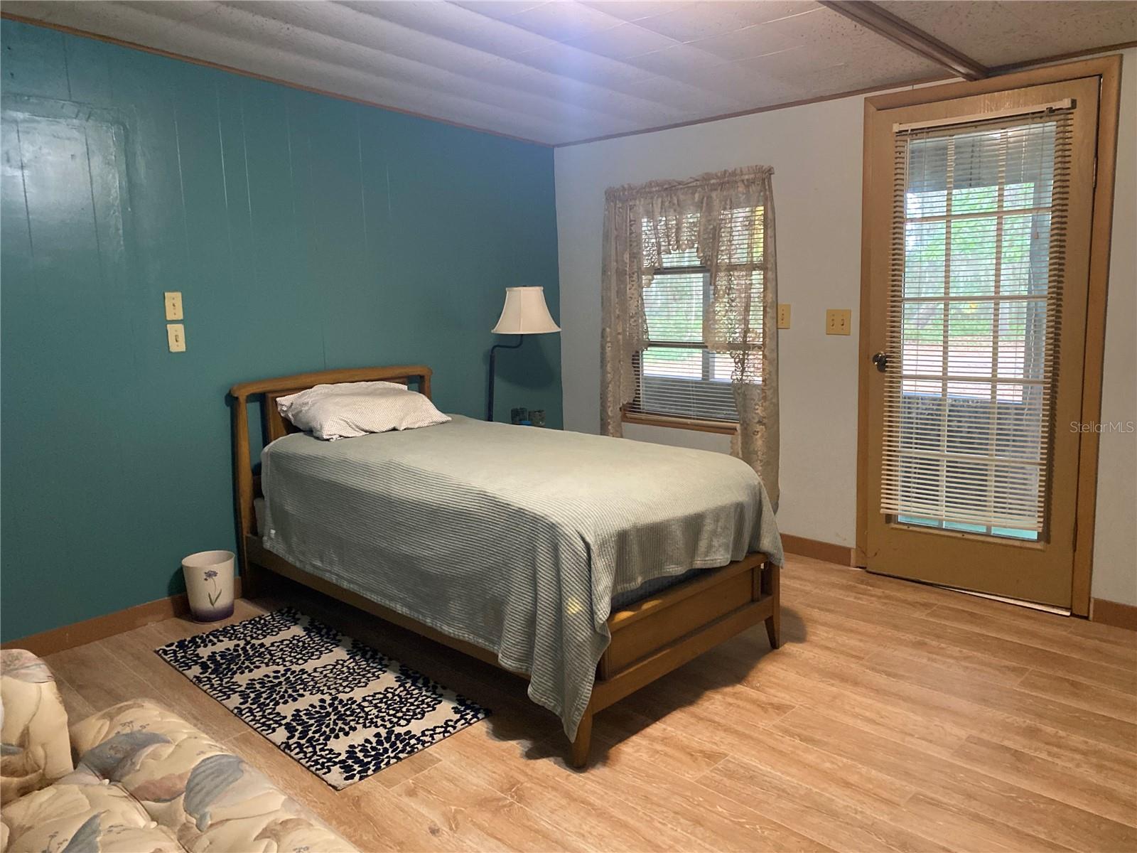 BREEZY PT - Residential