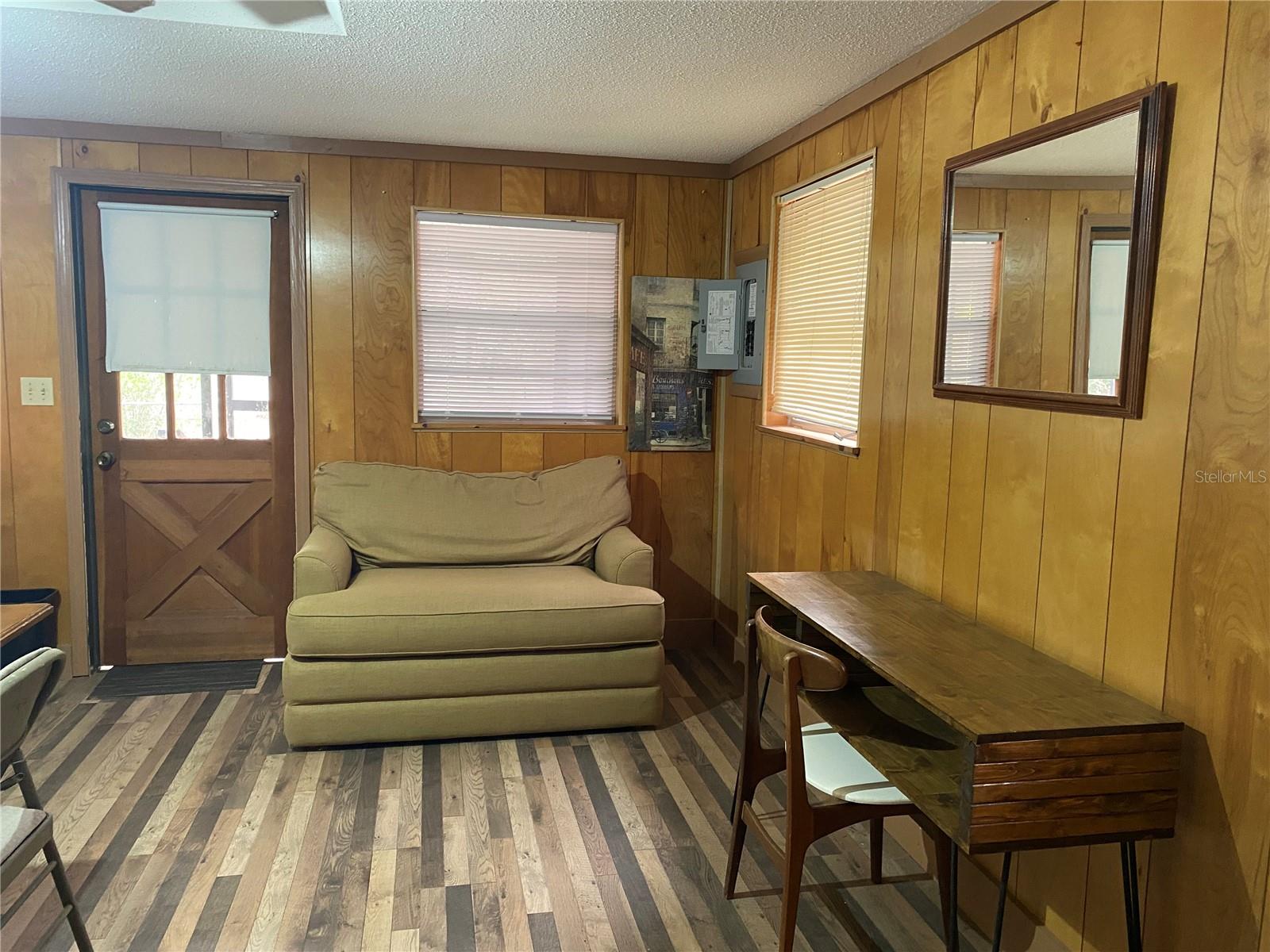 BREEZY PT - Residential