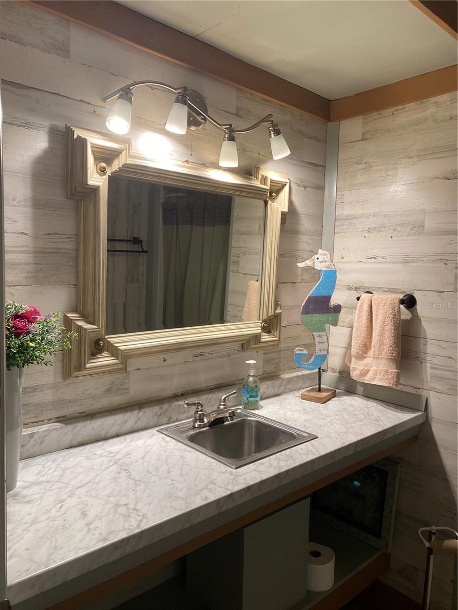 BREEZY PT - Residential