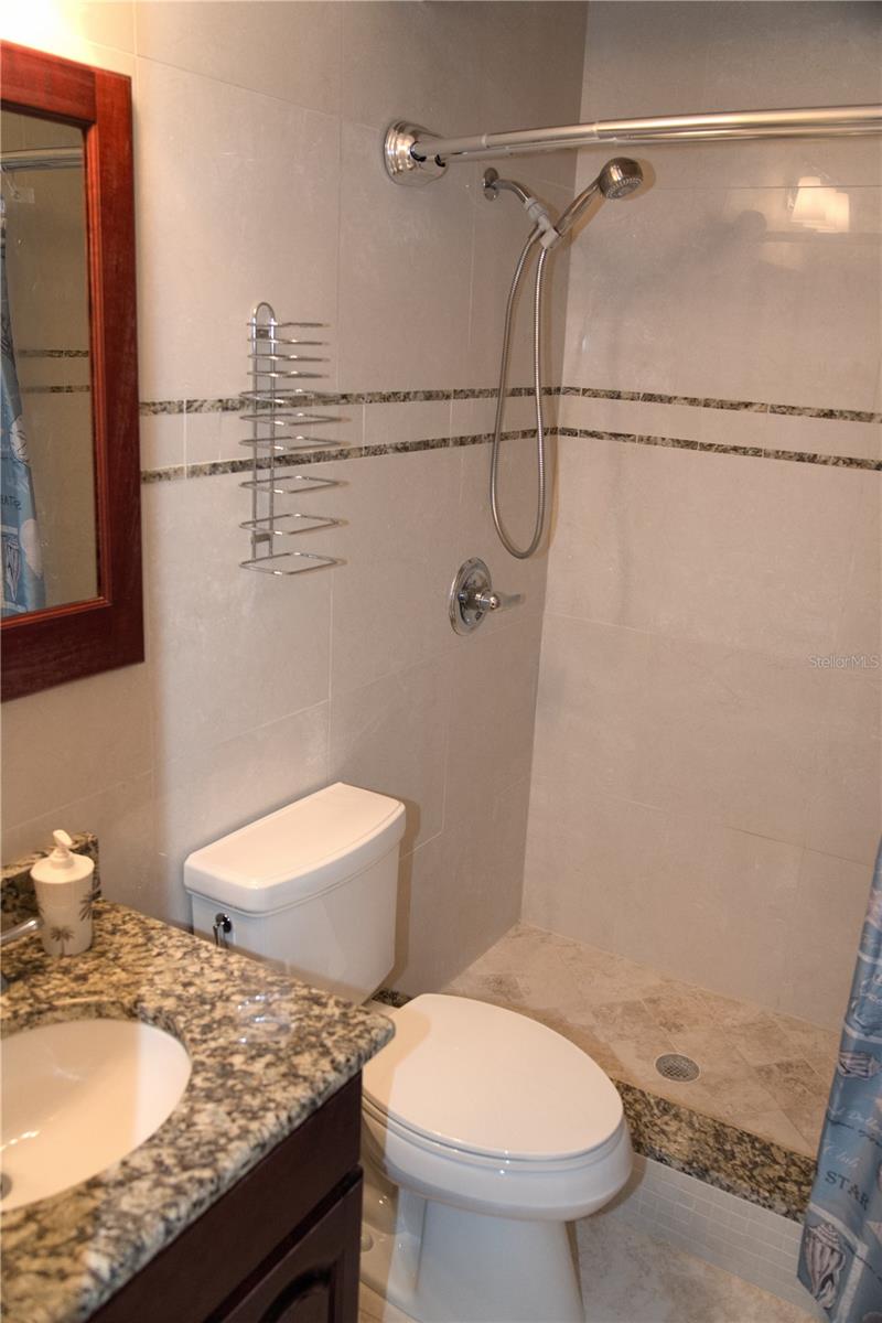 SAILPORT RESORT CONDO ON BAY PH - Residential Lease