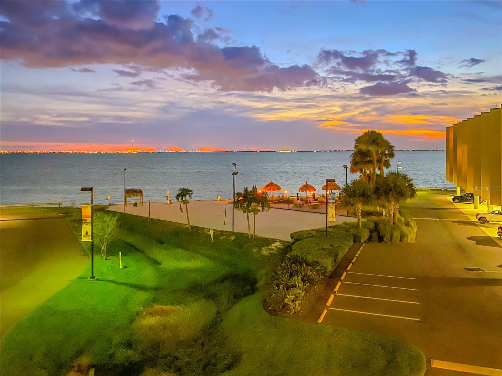 SAILPORT RESORT CONDO ON BAY PH - Residential Lease