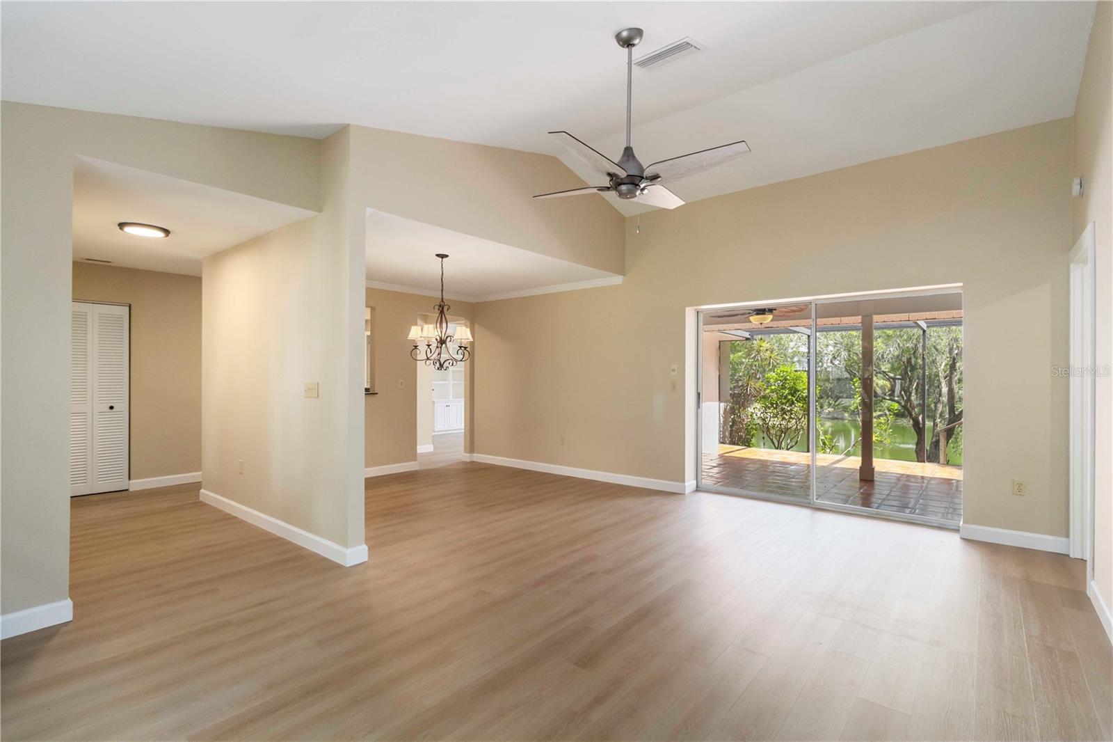 SHERWOOD FOREST - Residential