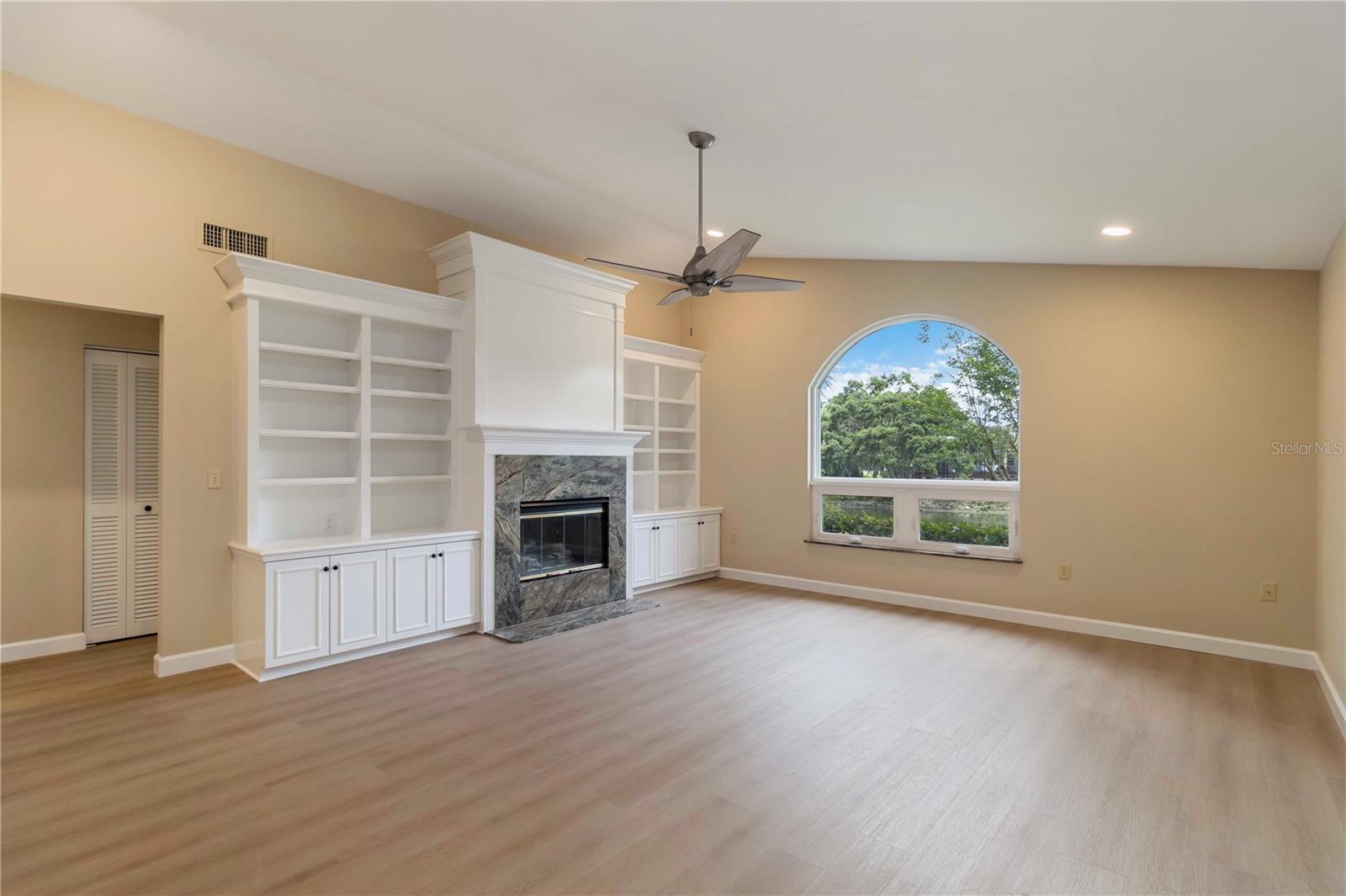 SHERWOOD FOREST - Residential