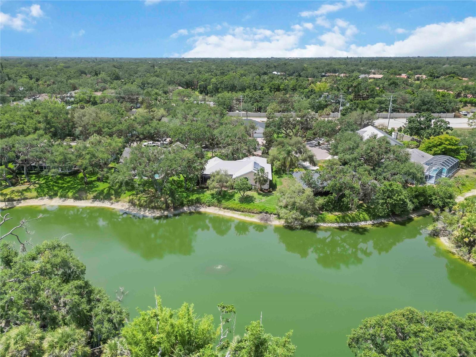 4443 ROBIN HOOD TRAIL W